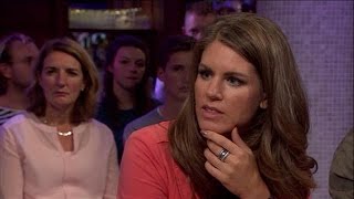 Joyce wordt langzaam blind en doof - RTL LATE NIGHT