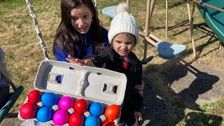 Deniz ve Arkadaşları Renkli Confetti Yumurta Patlatma Oyunu Oynadı🥳Çok Eğlendiler.Funny Video screenshot 3