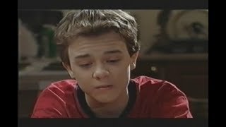 Coronation Street - David talks to Vera about the money 05/05/03