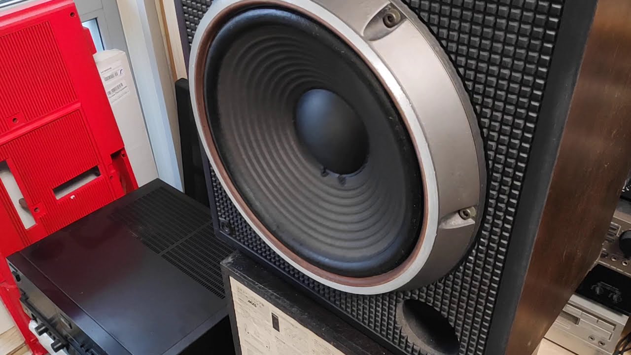 Technics V8 + Sony SS-G5 - YouTube