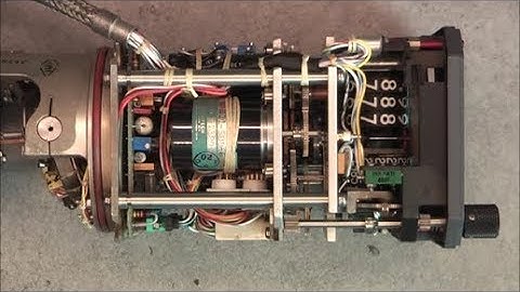 Encoding altimeter teardown, ending with an unexpected find !