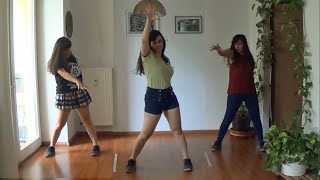 Disclaimer: I do not own the music or the choreography ! Both belon...
