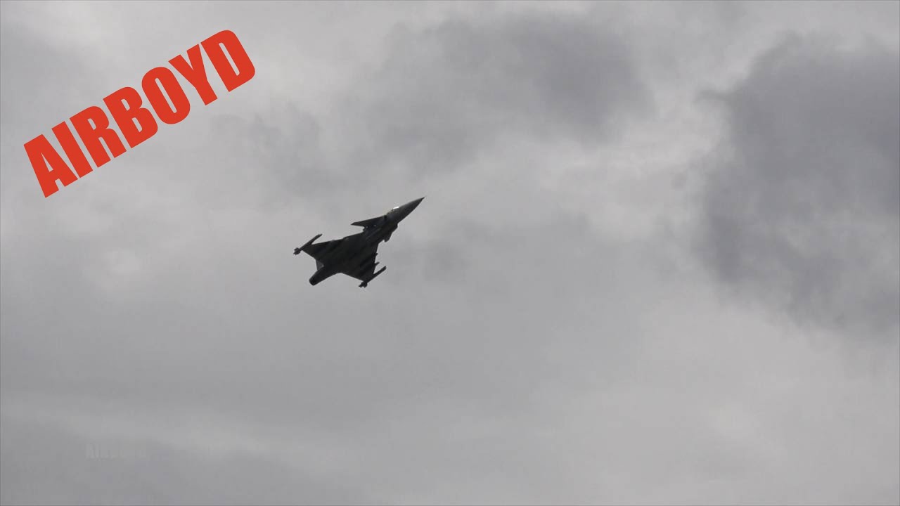 Confira a primeira decolagem vertical de um F-35B [vídeo] - TecMundo