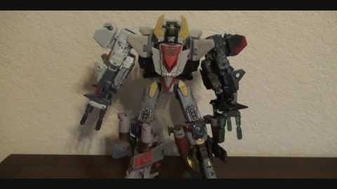 ROTF target-exclusive superion/aerialbots review