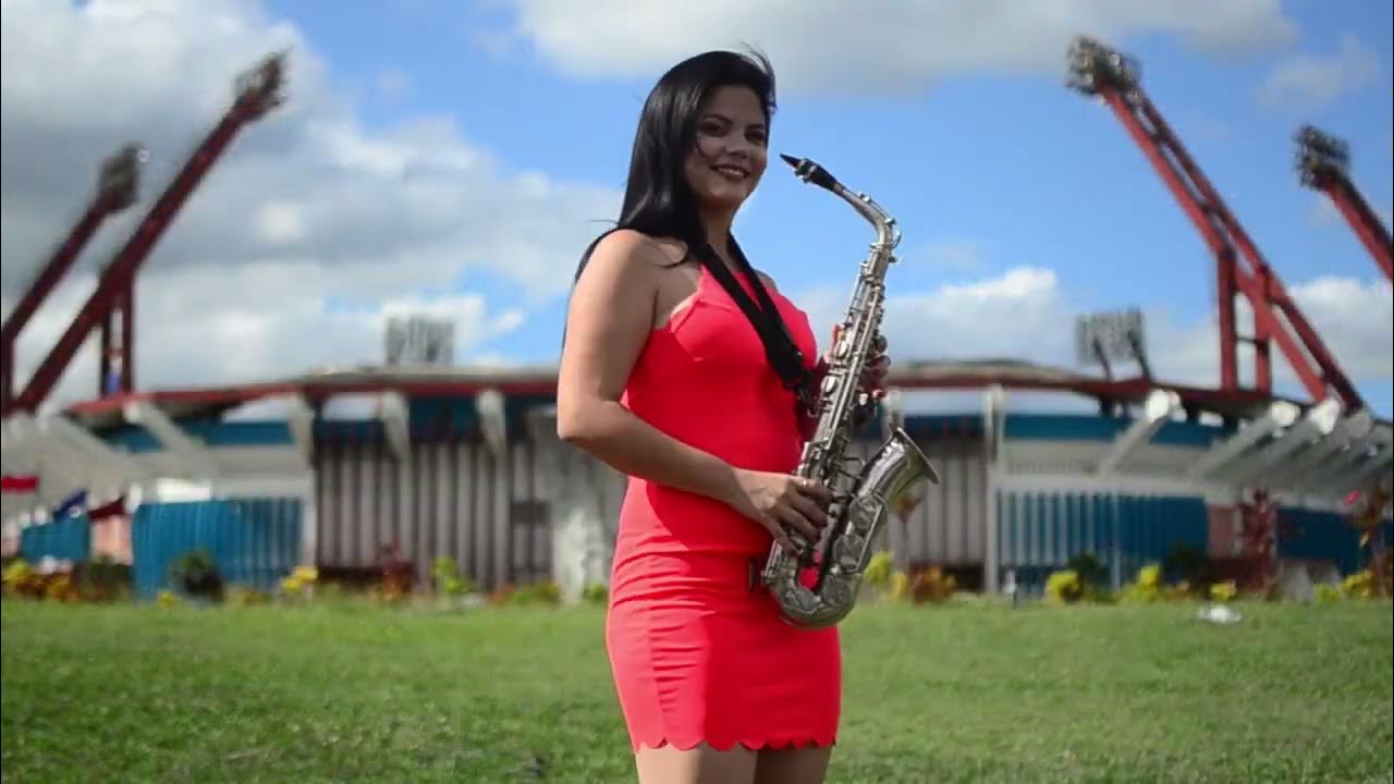 IBETTY SAX PLAYER FROM CUBA YouTube