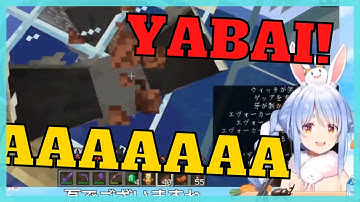 Pekora panicking at Moona