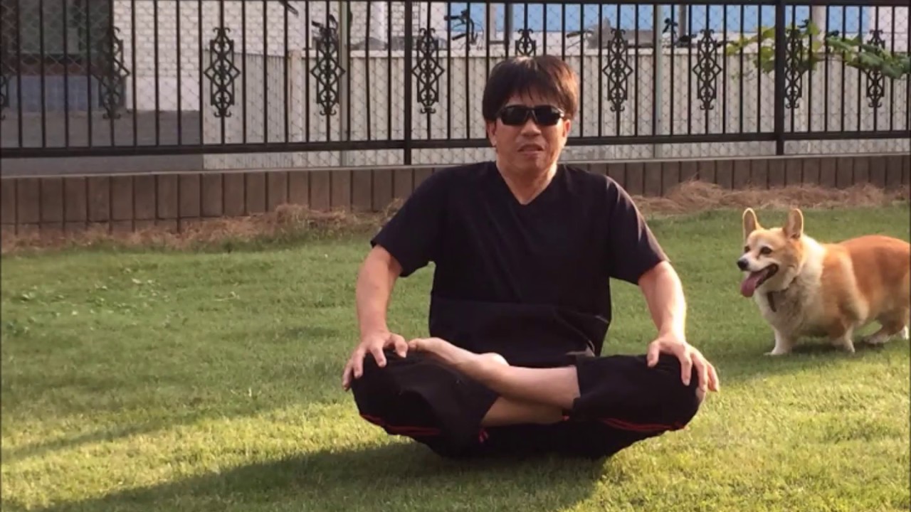 空中浮遊 のやり方 面白い写真の撮り方 How To Take Pictures Flying Body Youtube