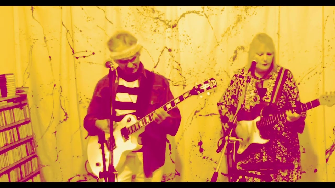 Keep Your Distance - Jo Pearson & Harry Haynes 