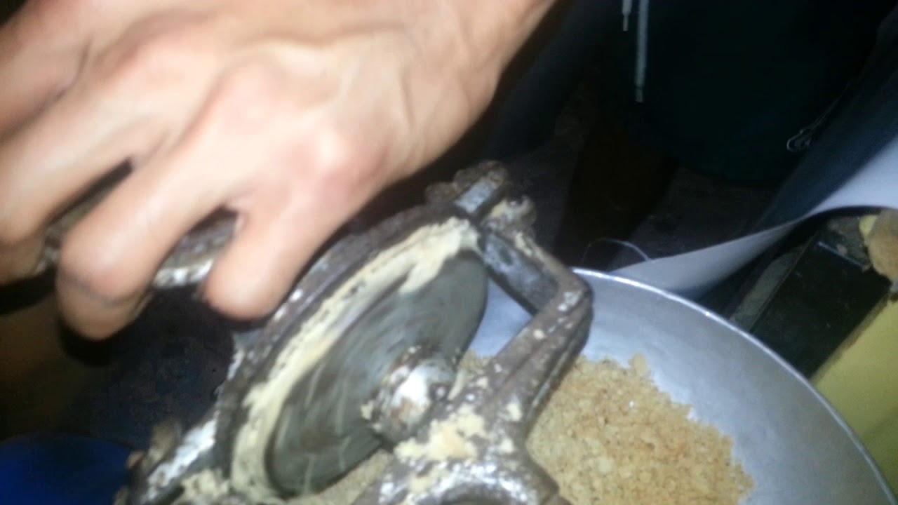 Elaboración de maní quebrado en Chone- Manabi