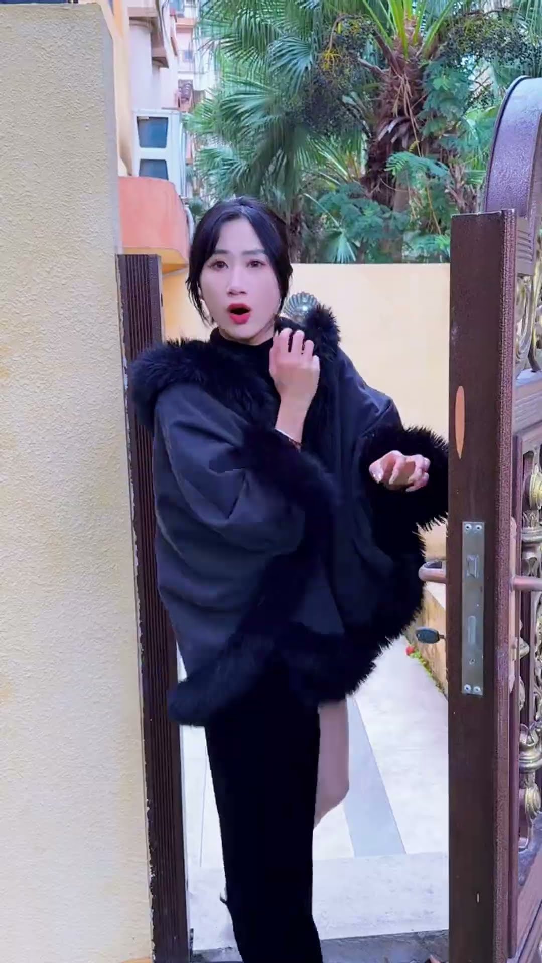 魔童哪吒为什么不让妈妈出门#short #angel #clown
