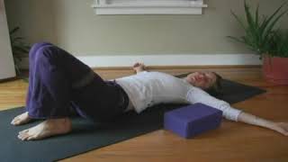 Spring Body Cleanse: Reclined Passive Twist