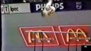 Parallel bars. 1.5 Salto forward to support (Vladimir Novikov)