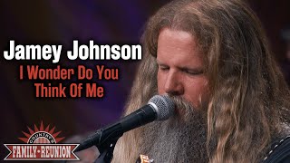 Jamey Johnson sings "I Wonder Do You Think of Me"