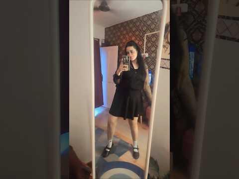 My school dress look how's it ?