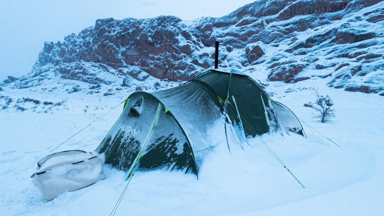 ТЕПЛЫЙ ПАЛАТОЧНЫЙ КЕМПИНГ В МЕТНУЮ БУРУ