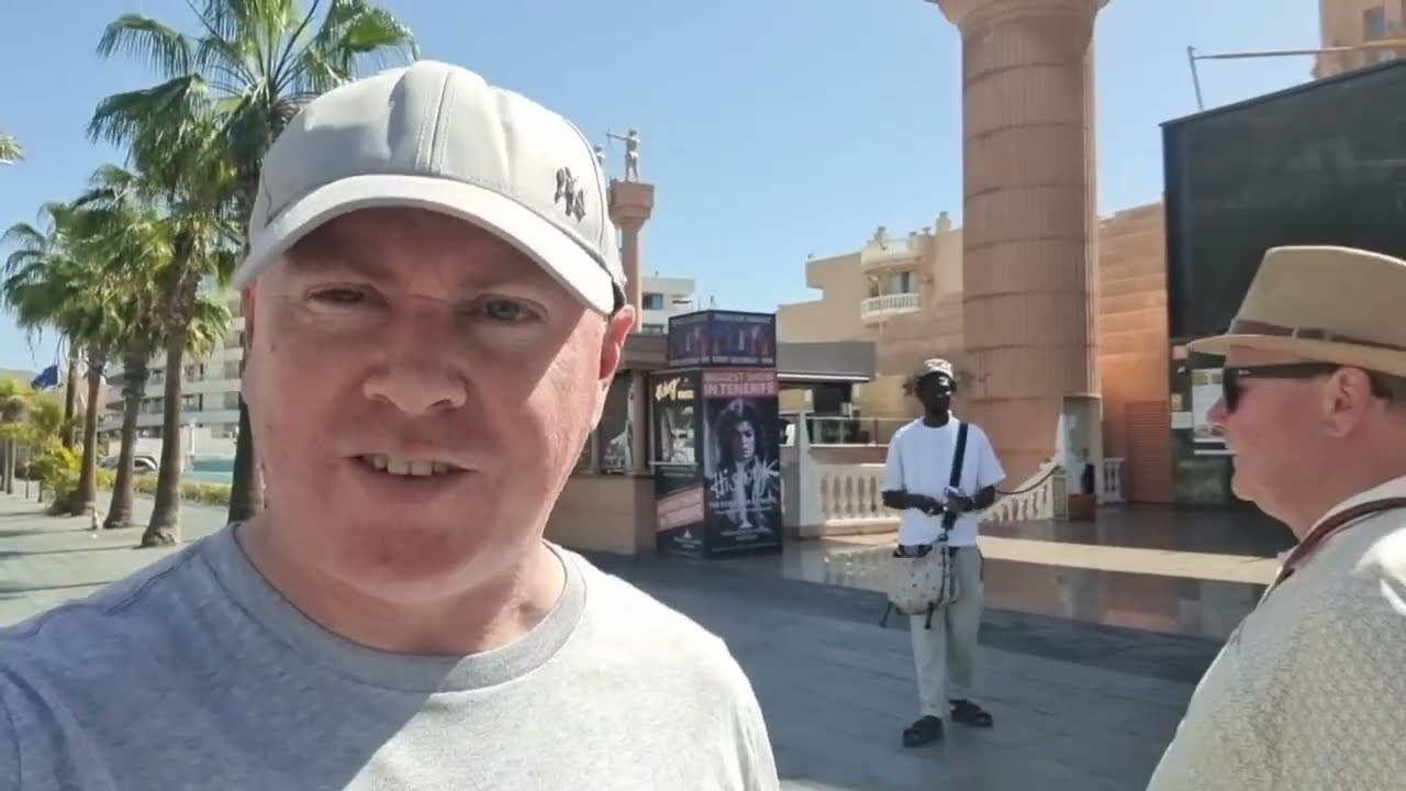 TENERIFE Las Americas - Chill Box To Parque Santiago 3