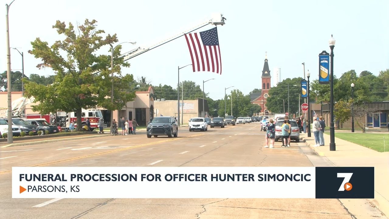 Fallen officer funeral procession