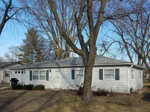 215 East Arrowhead Street, North Aurora, IL home video tour