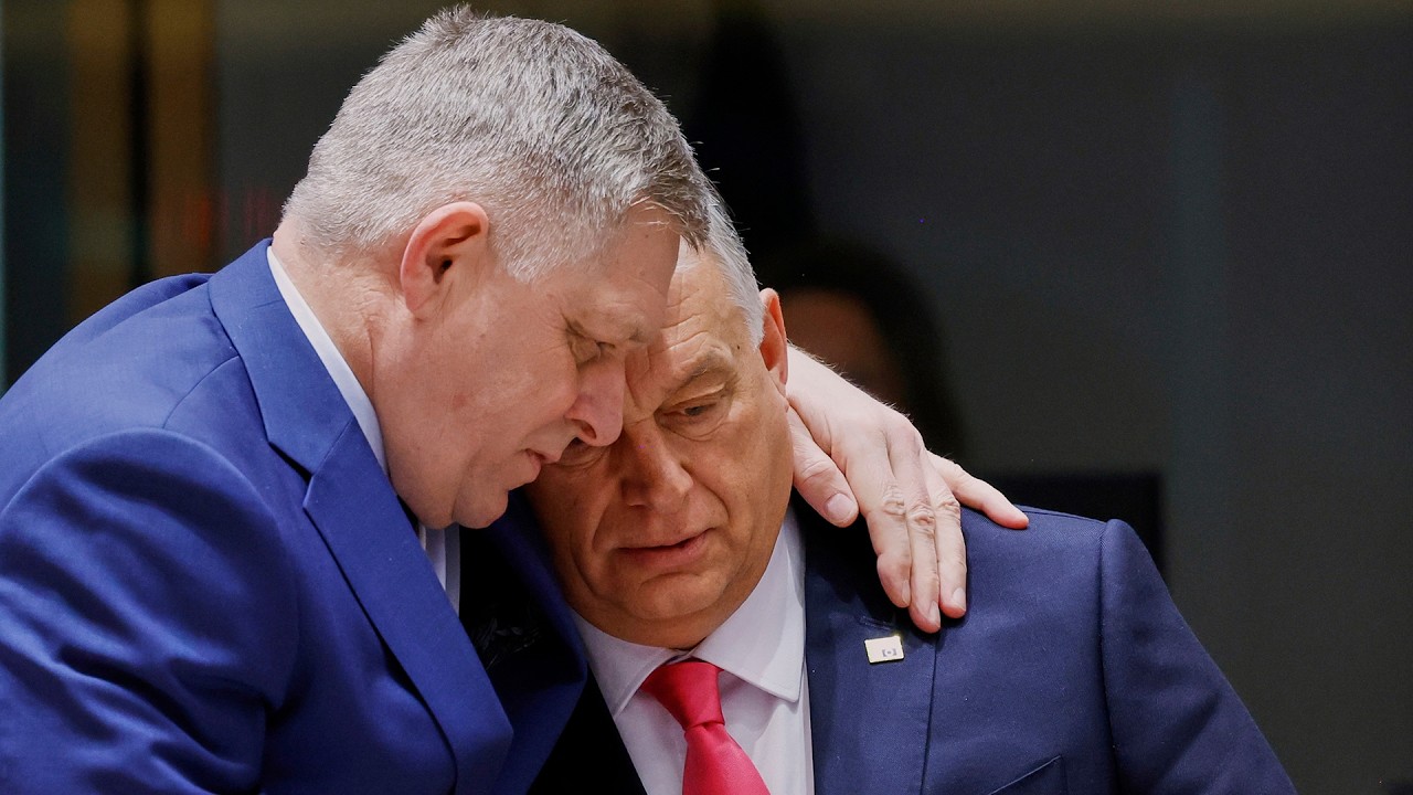 Robert Fico sa stal sluhom Orbána a pre vlastnú moc obetuje i našu európsku budúcnosť | Aktuality