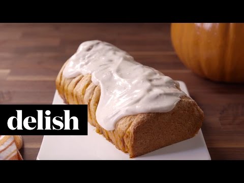 Pumpkin Pull Apart Bread | Delish