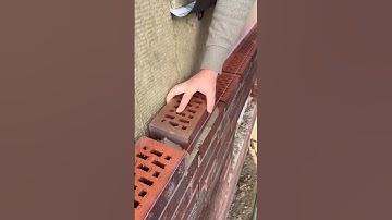 The correct process for building walls with machine-made block-shaped bricks