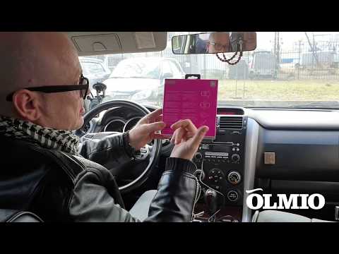 Видеообзор автомобильного держателя Olmio Robo c беспроводной зарядкой
