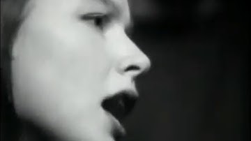 Blind Melon - Mouthful of Cavities (OFFICIAL VIDEO with Jena Kraus)