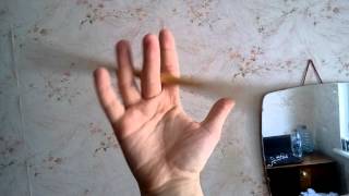 Как крутить барабанную палочку (How to spin drumsticks) Как крутить барабанную палочку (How to spin drumsticks)