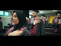 الخريجون يؤدون قسم المهنة مع نقيب المهندسين