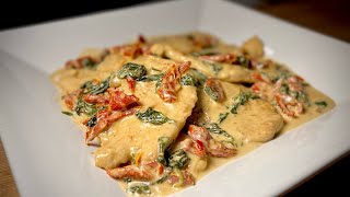 Creamy Tuscan Chicken with Sundried Tomatoes and Spinach