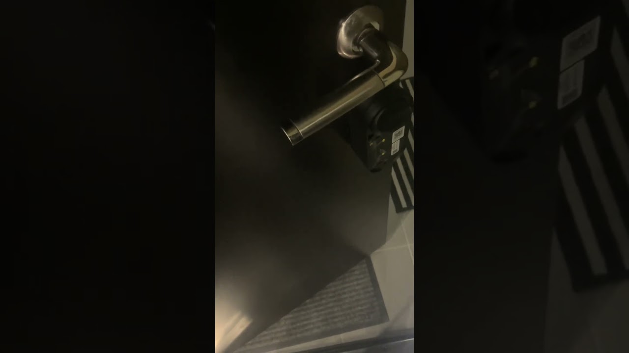 Aqara U200 умный замок вышел из строя сломался спустя два месяца глюк