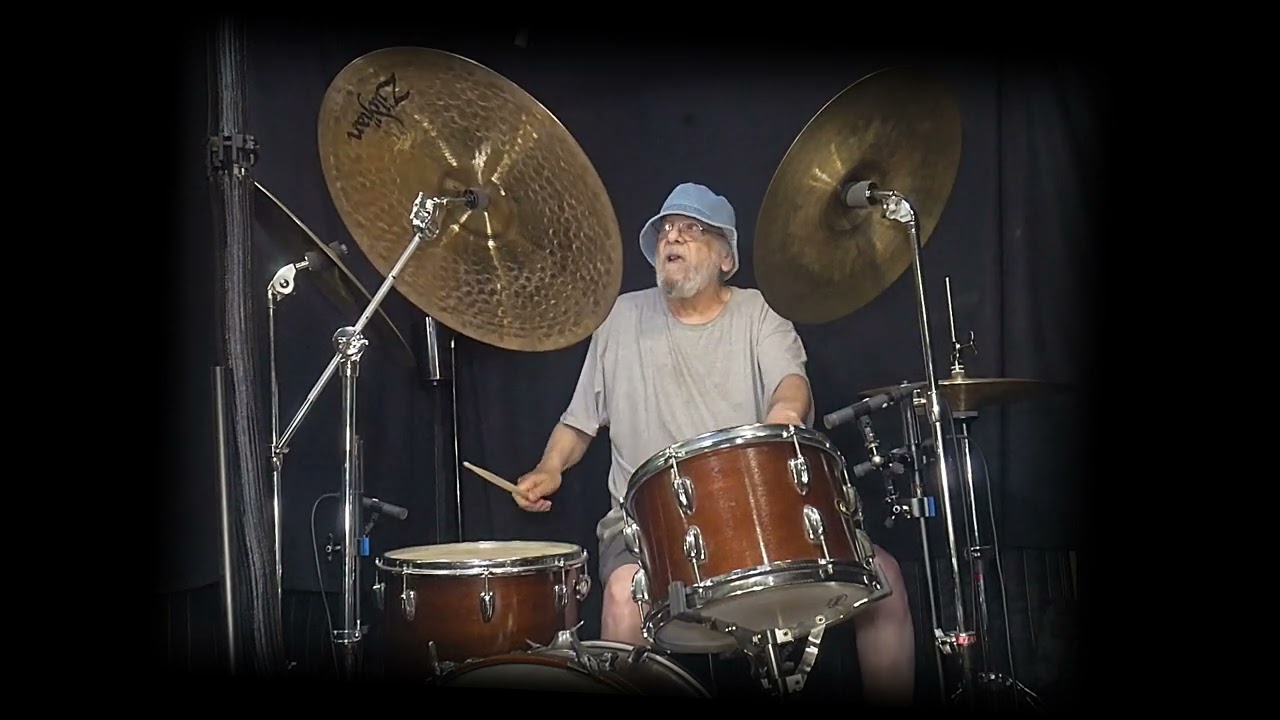 Contemplation -  Free Jazz Drum Solo