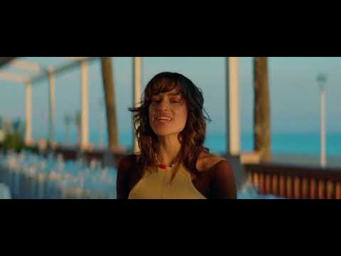 Assista ao videoclipe da música {trackName} de {artistName}