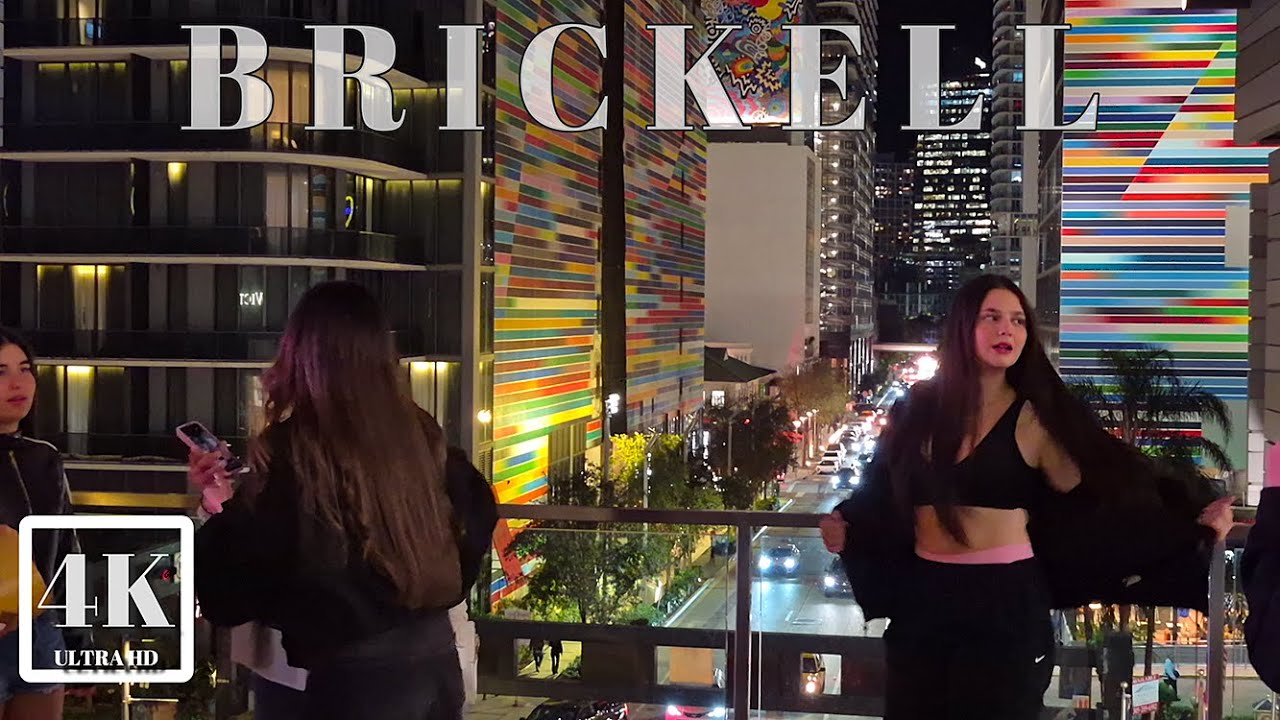 Brickell Miami Walking Tour 🇺🇸From City Centre Mall to EPIC Hotel | Skyscrapers, Traffic & City Life