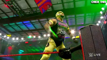 Rey Mysterio Returns 2020 to RAW with his WCW Filthy Animals Theme - Epic Entrances!