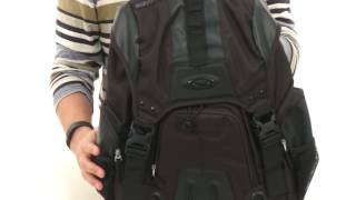 oakley gearbox lx backpack dark brush