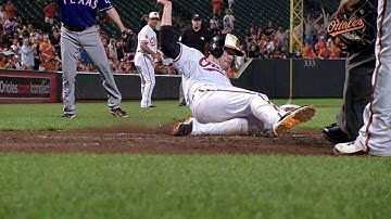 TEX@BAL: McLouth singles home Wieters in the eighth