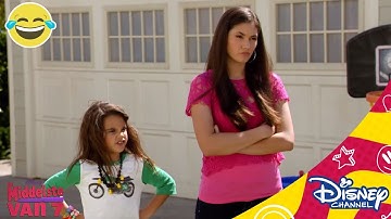 De Middelste van 7 | Zussenstrijd | Disney Channel BE