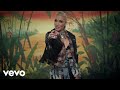 Gwen Stefani Revisits Her Past in ‘Let Me Reintroduce Myself’ Music Video