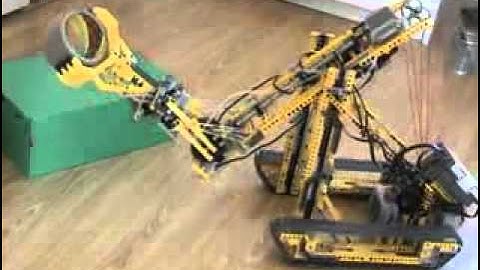 LEGO MINDSTORMS NXT Robotic Arm with Power Functions