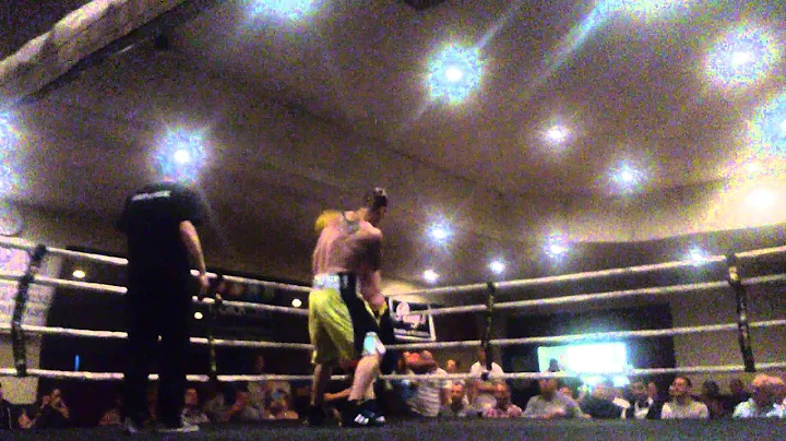 Jon lund 42nd semi-pro boxing fight v Carl Mallinson, 27/6/15.