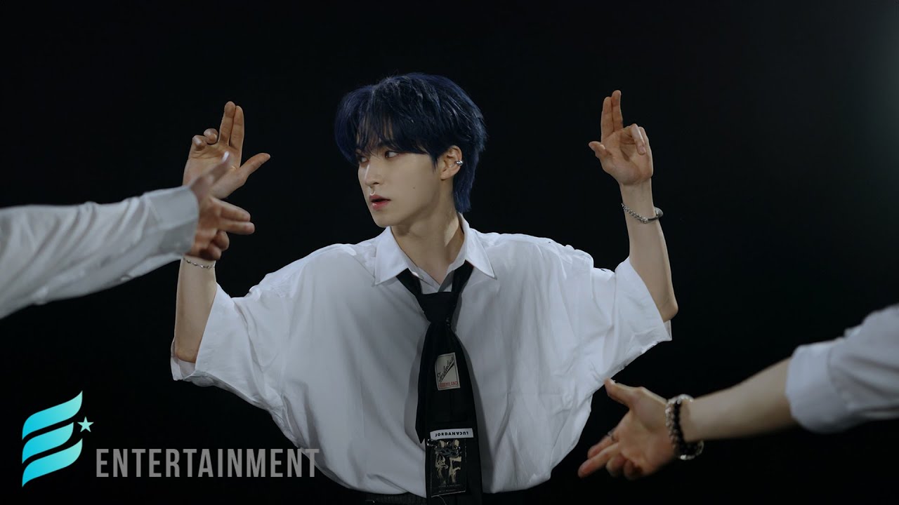 E'LAST(엘라스트) - 'Fade Out' Special Performance Video｜Choreography by Romin