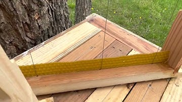 Layens hive artificial swarm (split) the next day. #layens #hive #beekeeping