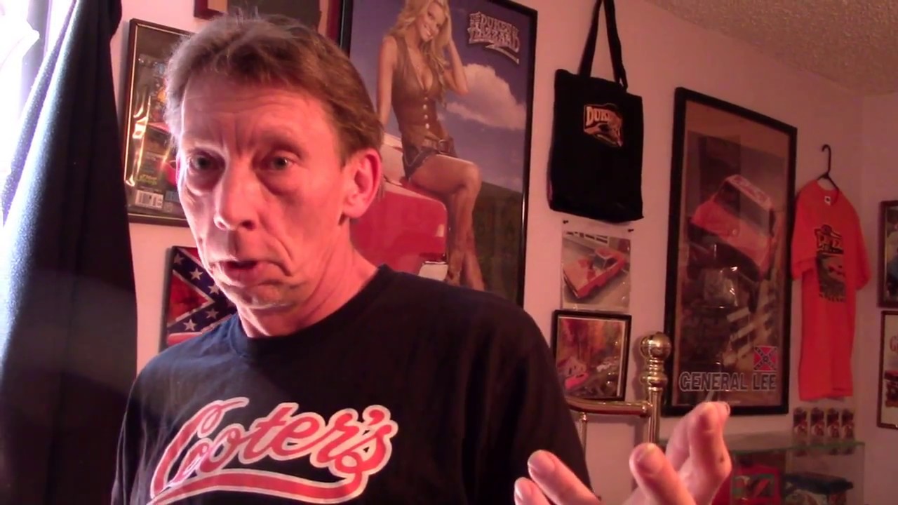 T3: A dazzling "Dukes of Hazzard" room!