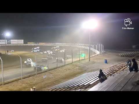 USMTS Modifieds King of America B feature and A feature at Humboldt Speedway 04/05/24
