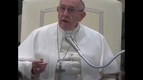 Pope Francis warns against tarot cards and palm readings