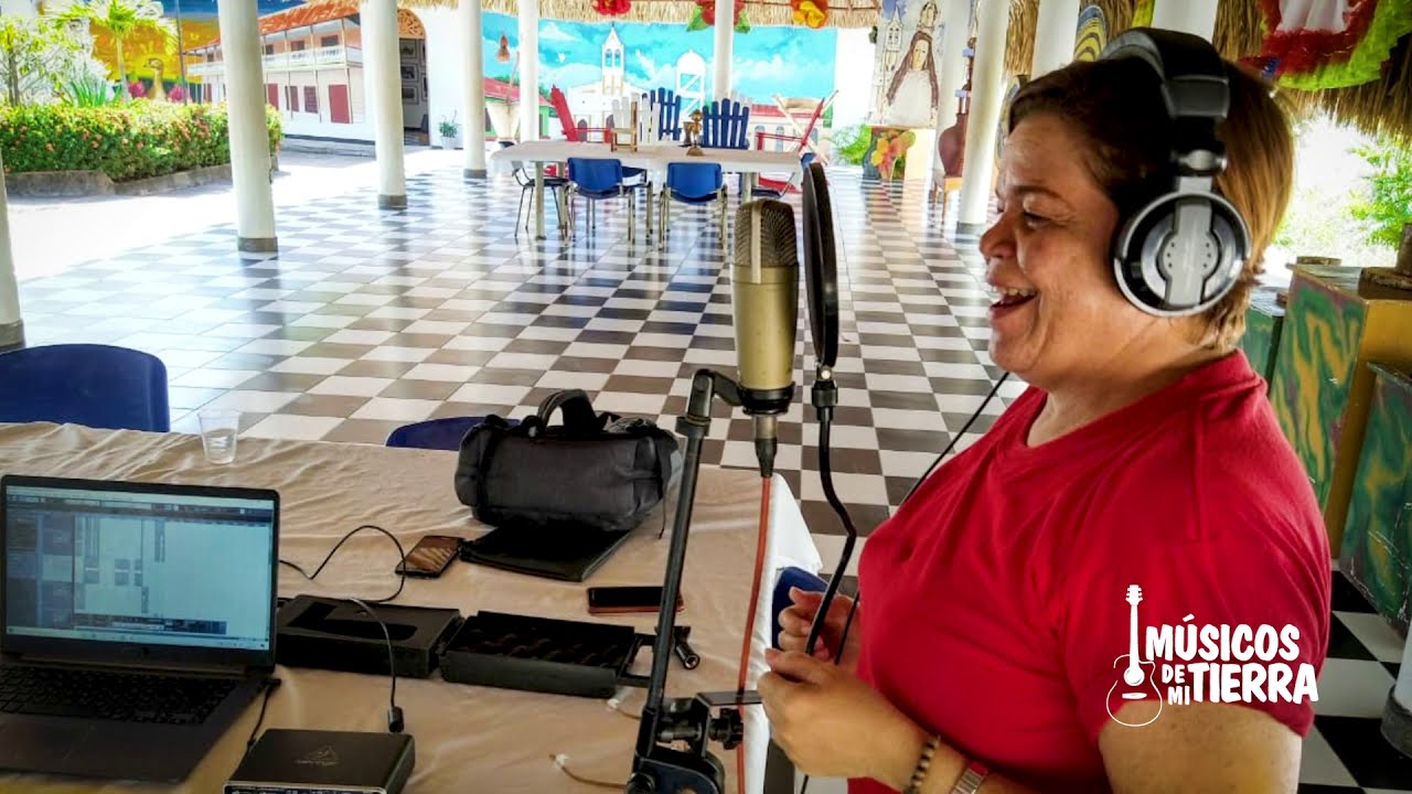 Danos Consuelo - Homenaje a la Virgen del Socorro - Alicia Espinosa