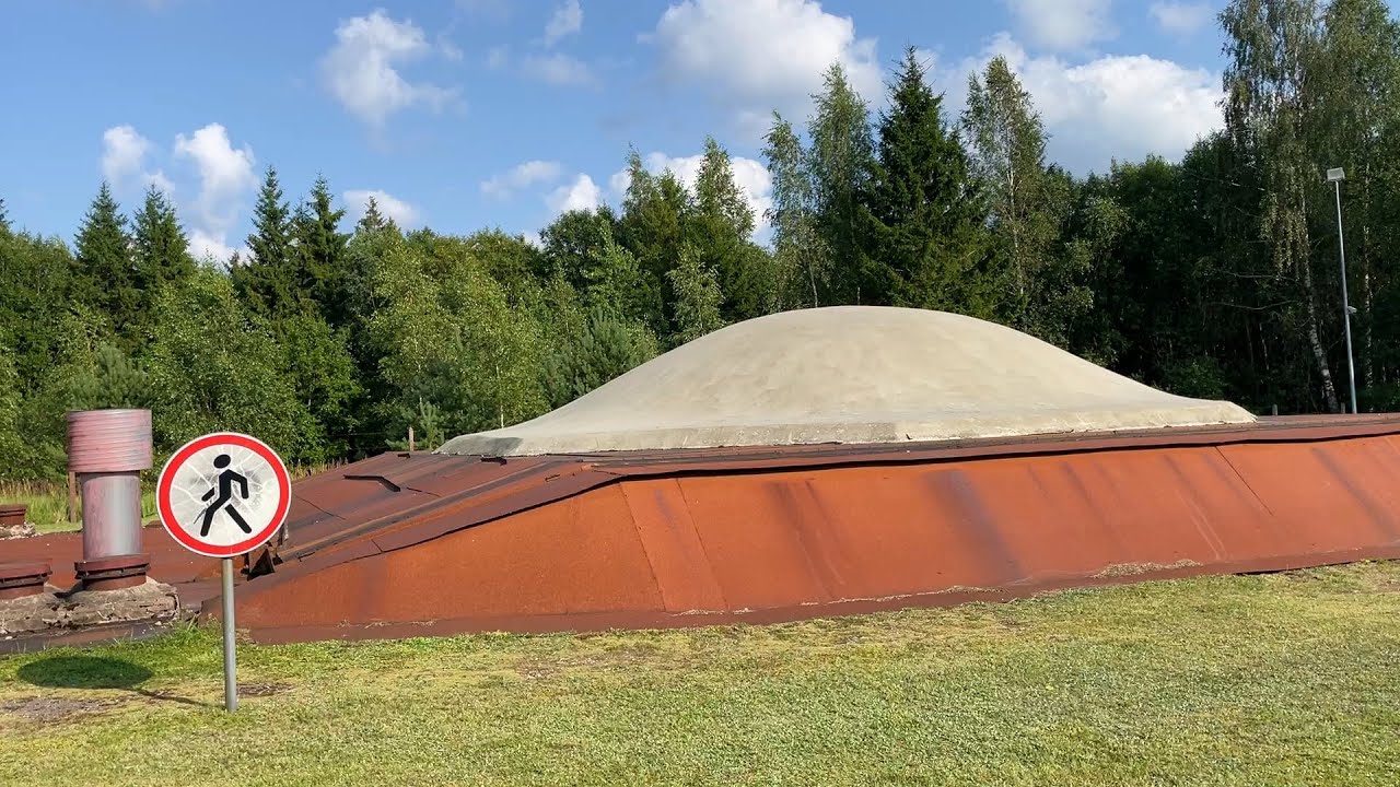 Poilsinė -  pažintinė kelionė į pajūrį.  (2) Šaltojo karo muziejus Plokštinės miške.