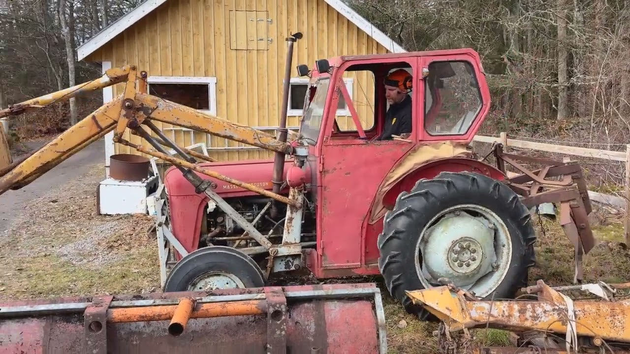 Traktor med frontlastare MASSEY FERGUSON 35 STAND