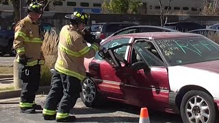 River Forest Fire Dept. Extrication Demo (Shortened Cut)